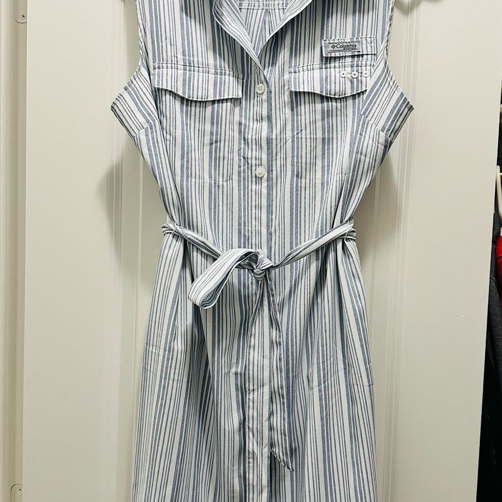 Columbia PFG Sleeveless Shirt Dress – With Pockets!